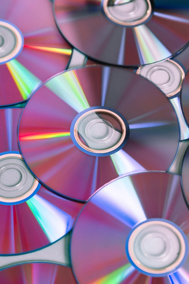 multi color compact discs